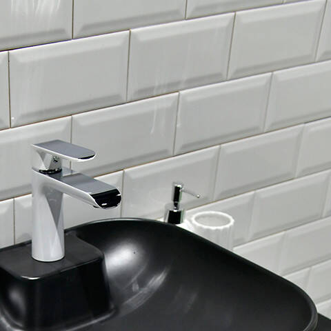 KARO Metro Seramik 10x20 cm Parlak White Bevelled Duvar Karosu
